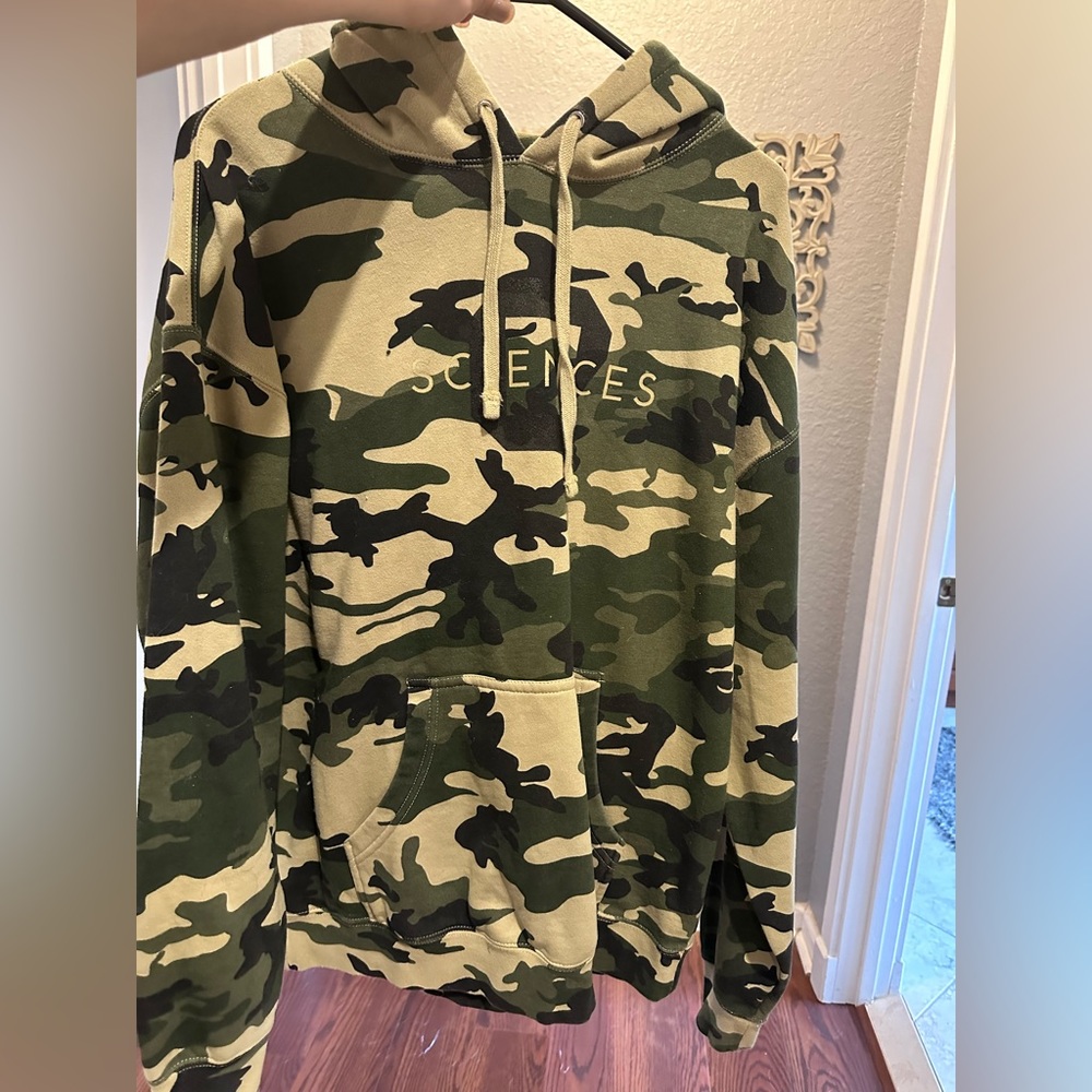 Q sciences Camo Hoodie L